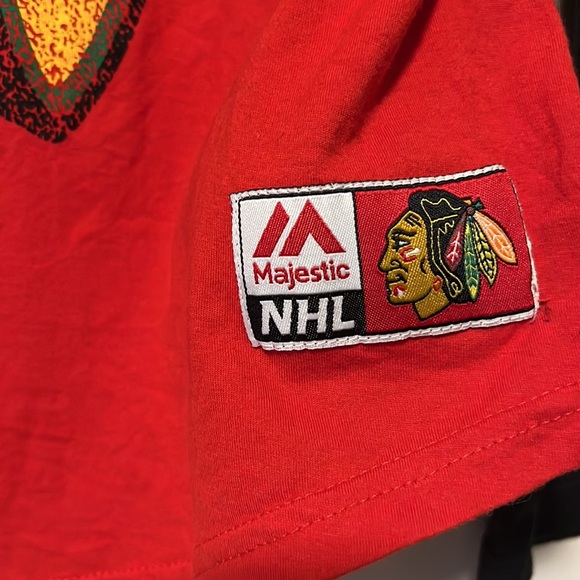 MAJESTIC—-Womans Blackhawks Hip Check Lace Up Long Sleeve- Large - Picture 5 of 7